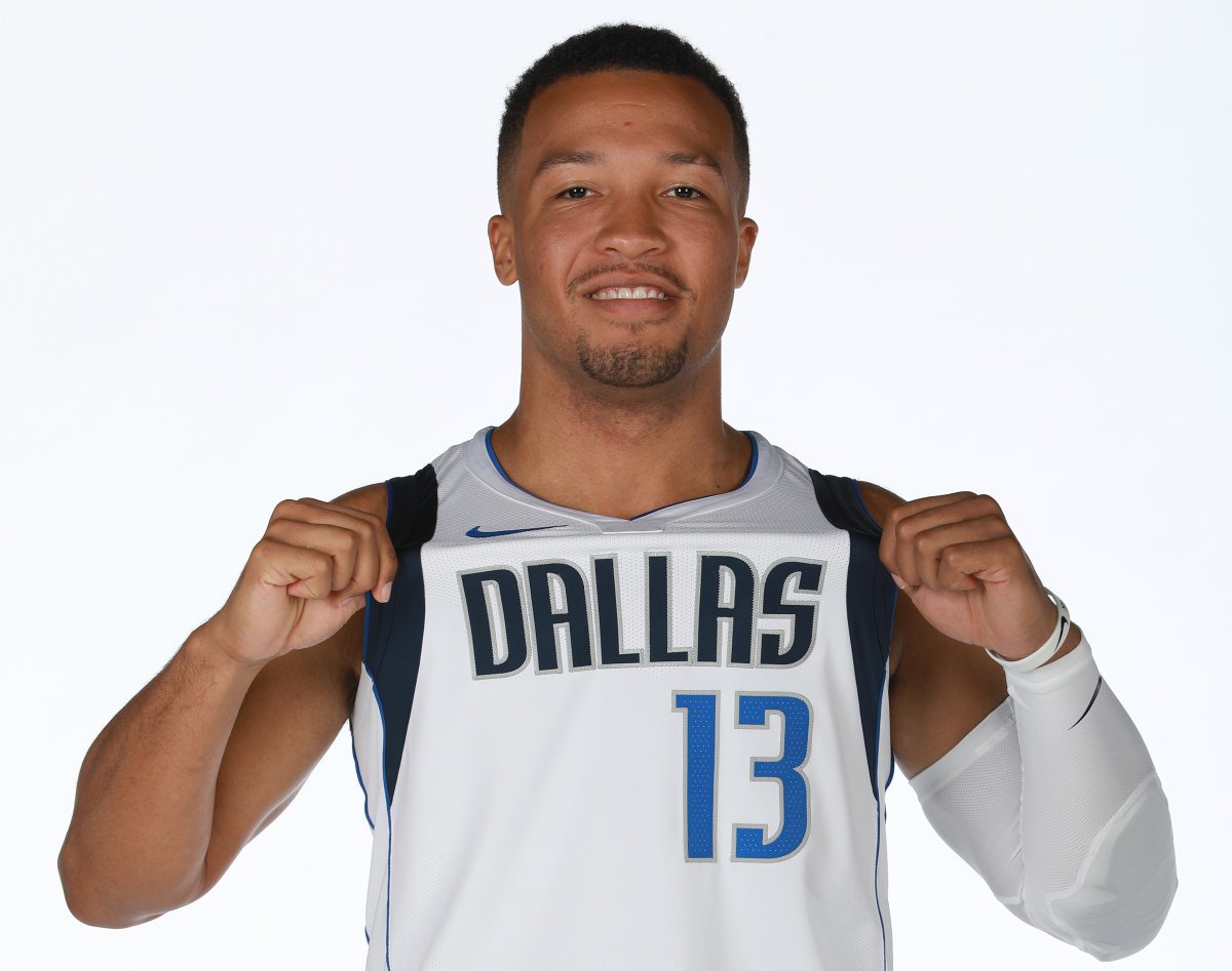 季中遭遇了 季中遭遇了