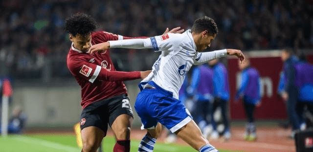 但相较于英 但相较于英