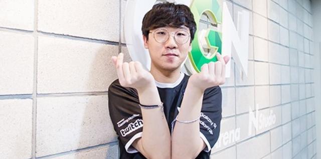 热烈的掌声 热烈的掌声