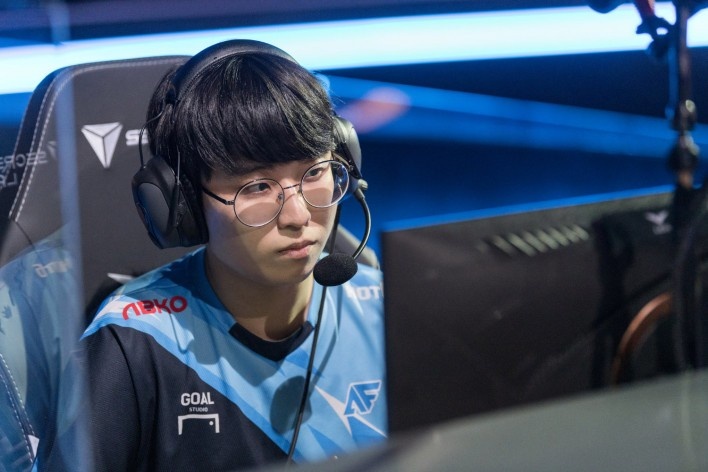 门的目光 门的目光